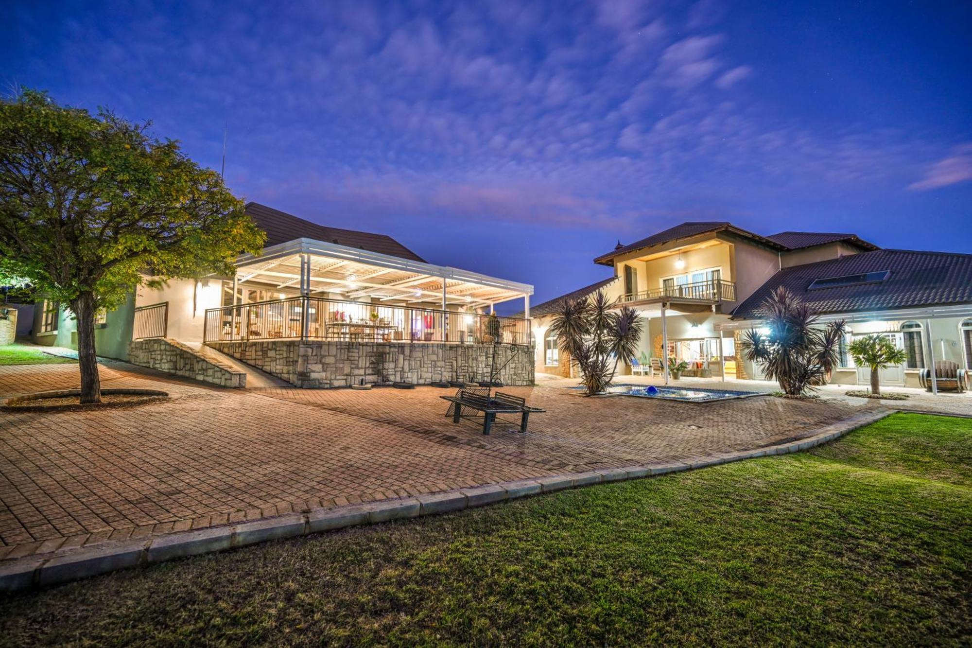 Blue Rain Guest House بلومفونتين المظهر الخارجي الصورة